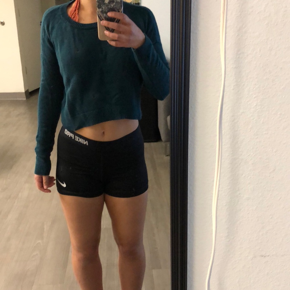 Cropped sweater